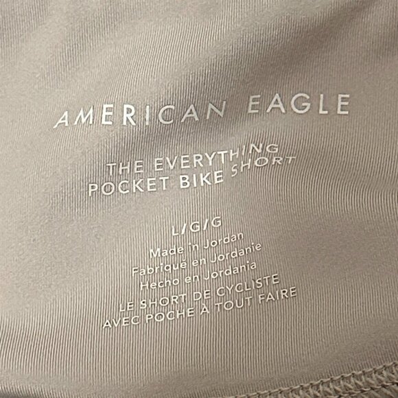 American Eagle The Everything Pocket Bike Short Size Large - Picture 5 of 5